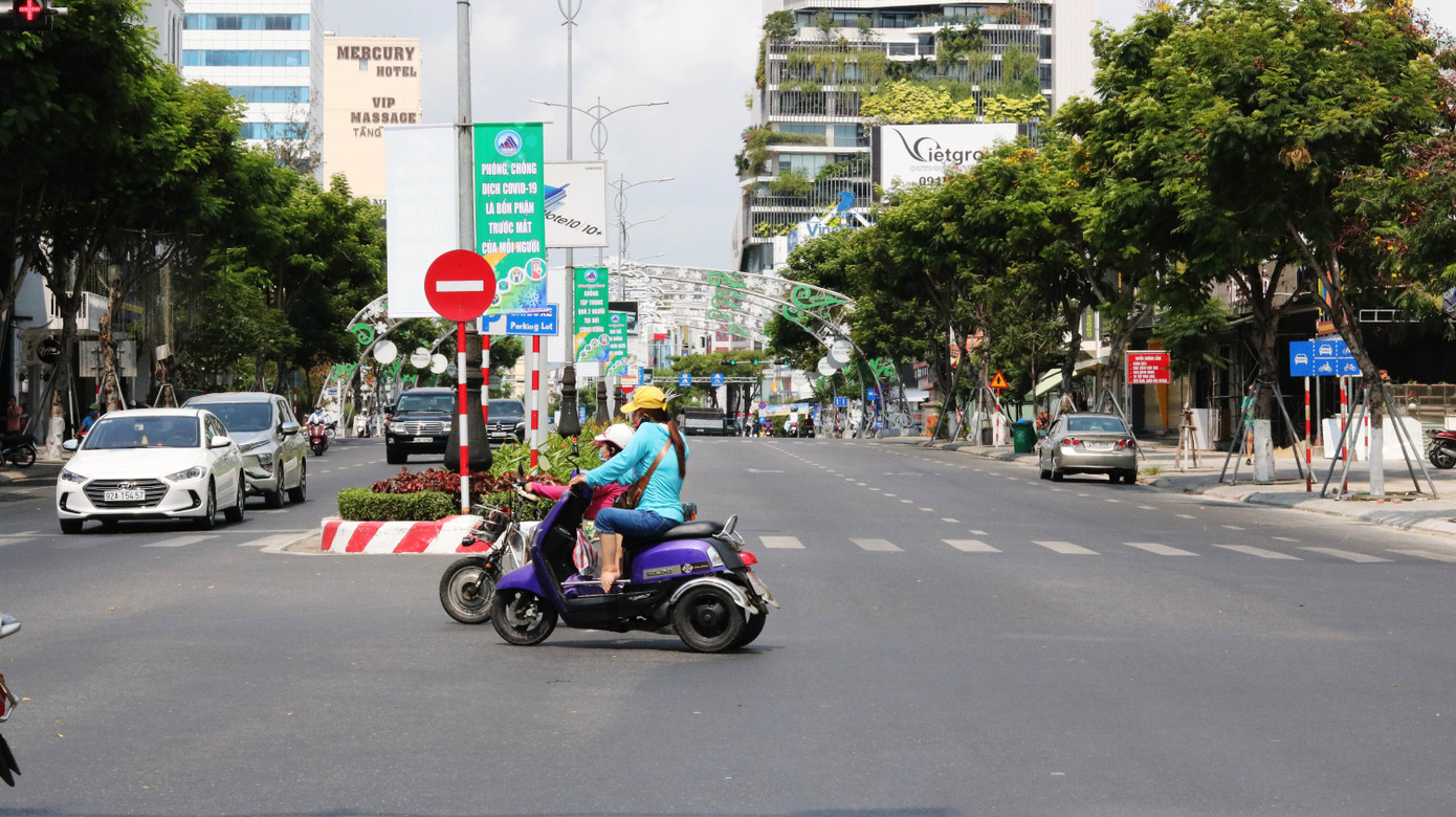 Đường phố Đà Nẵng ngày cuối tuần ra sao trong đợt giãn cách xã hội? ảnh 5
