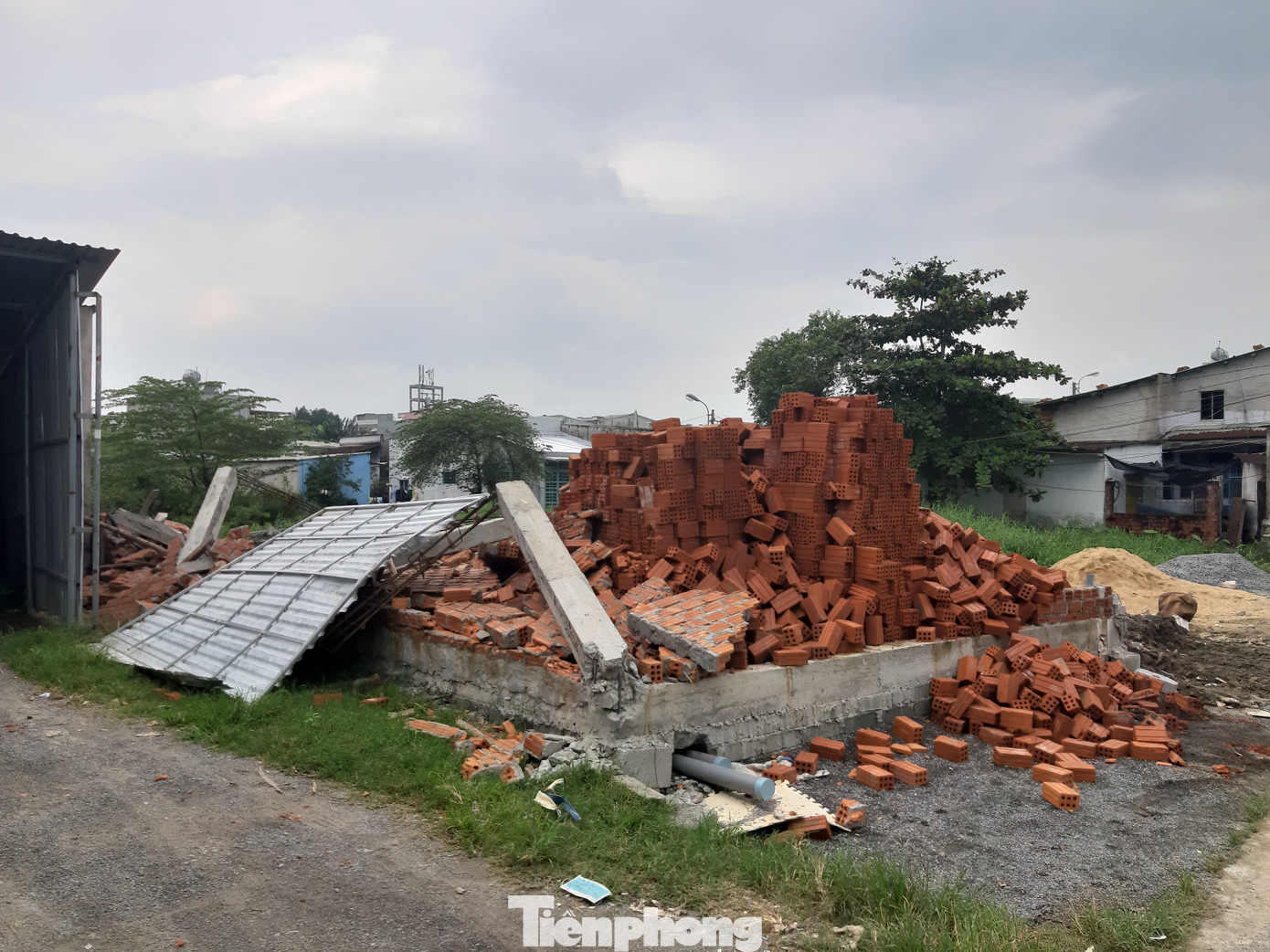 'Chiêu thức' mới xây nhà trái phép trên vùng dự án ga đường sắt Đà Nẵng ảnh 1