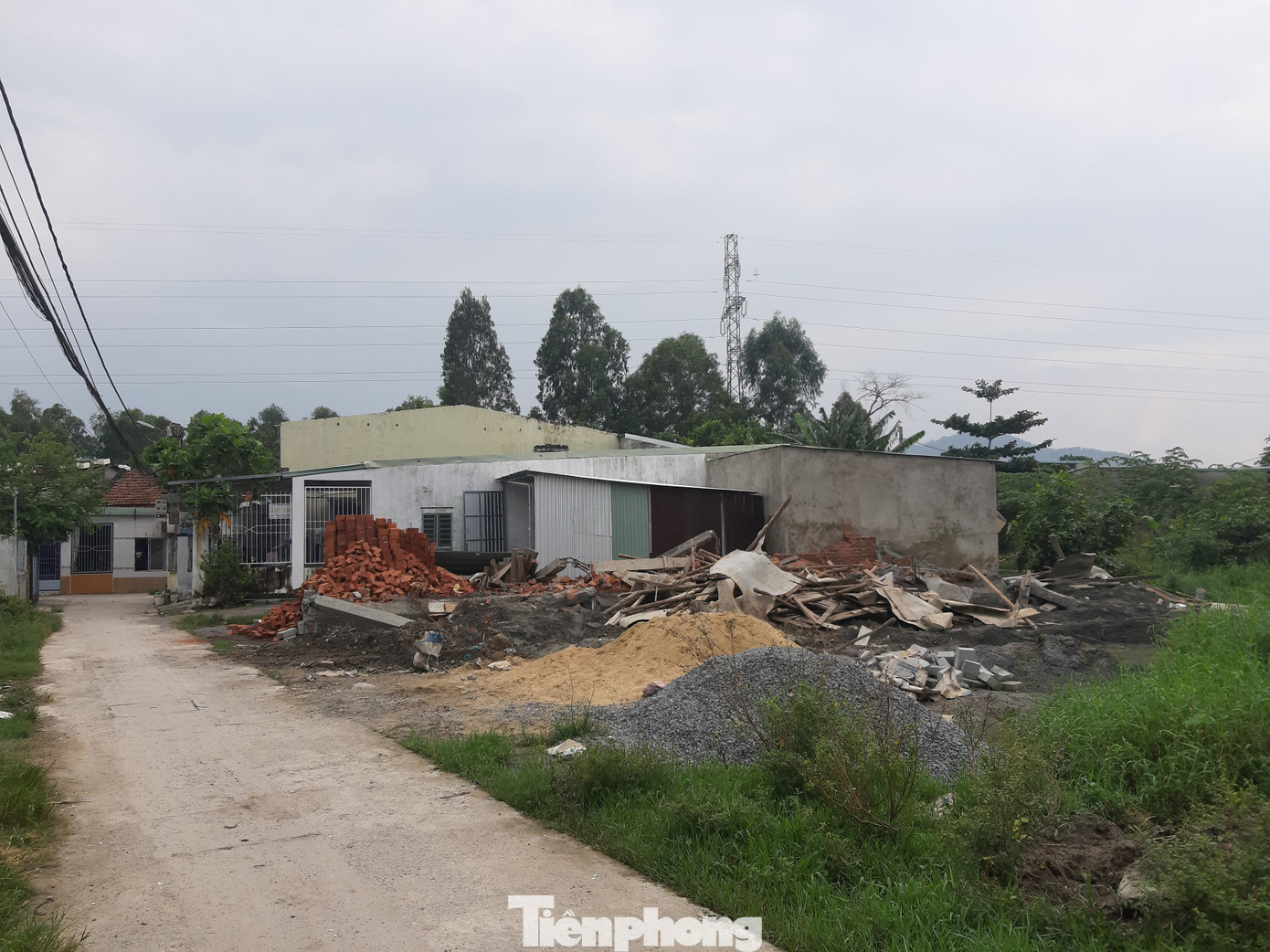 'Chiêu thức' mới xây nhà trái phép trên vùng dự án ga đường sắt Đà Nẵng ảnh 3