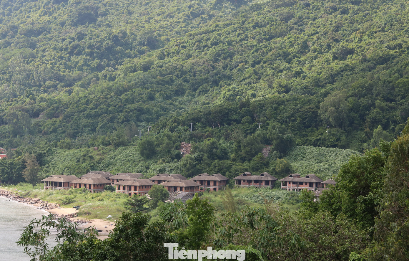 Cận cảnh những dự án 'băm nát' bán đảo Sơn Trà bị bỏ hoang ảnh 1