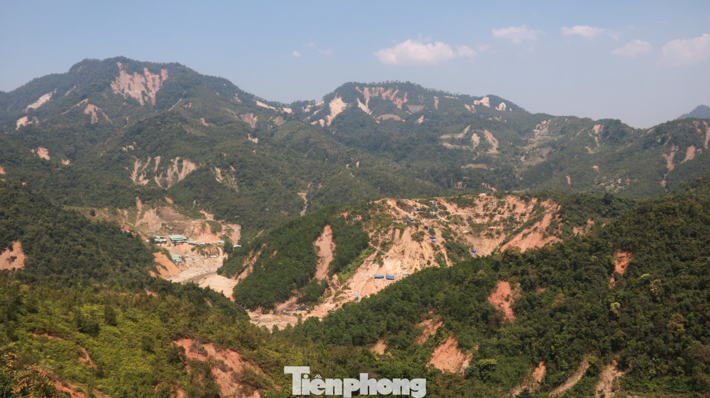 4 người còn mất tích, vùng núi lở Phước Sơn vẫn chồng chất khó khăn ảnh 13