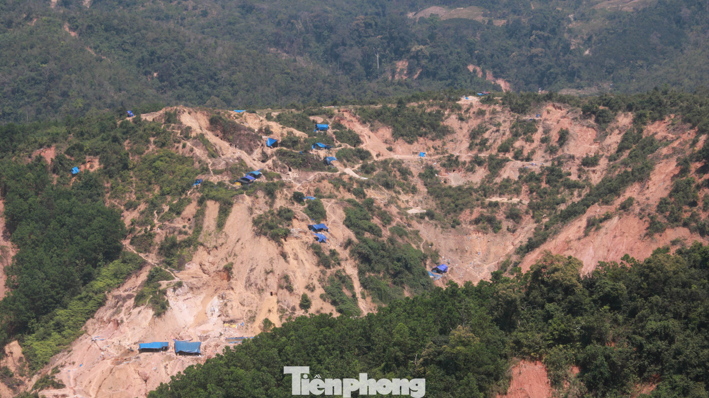 4 người còn mất tích, vùng núi lở Phước Sơn vẫn chồng chất khó khăn ảnh 14