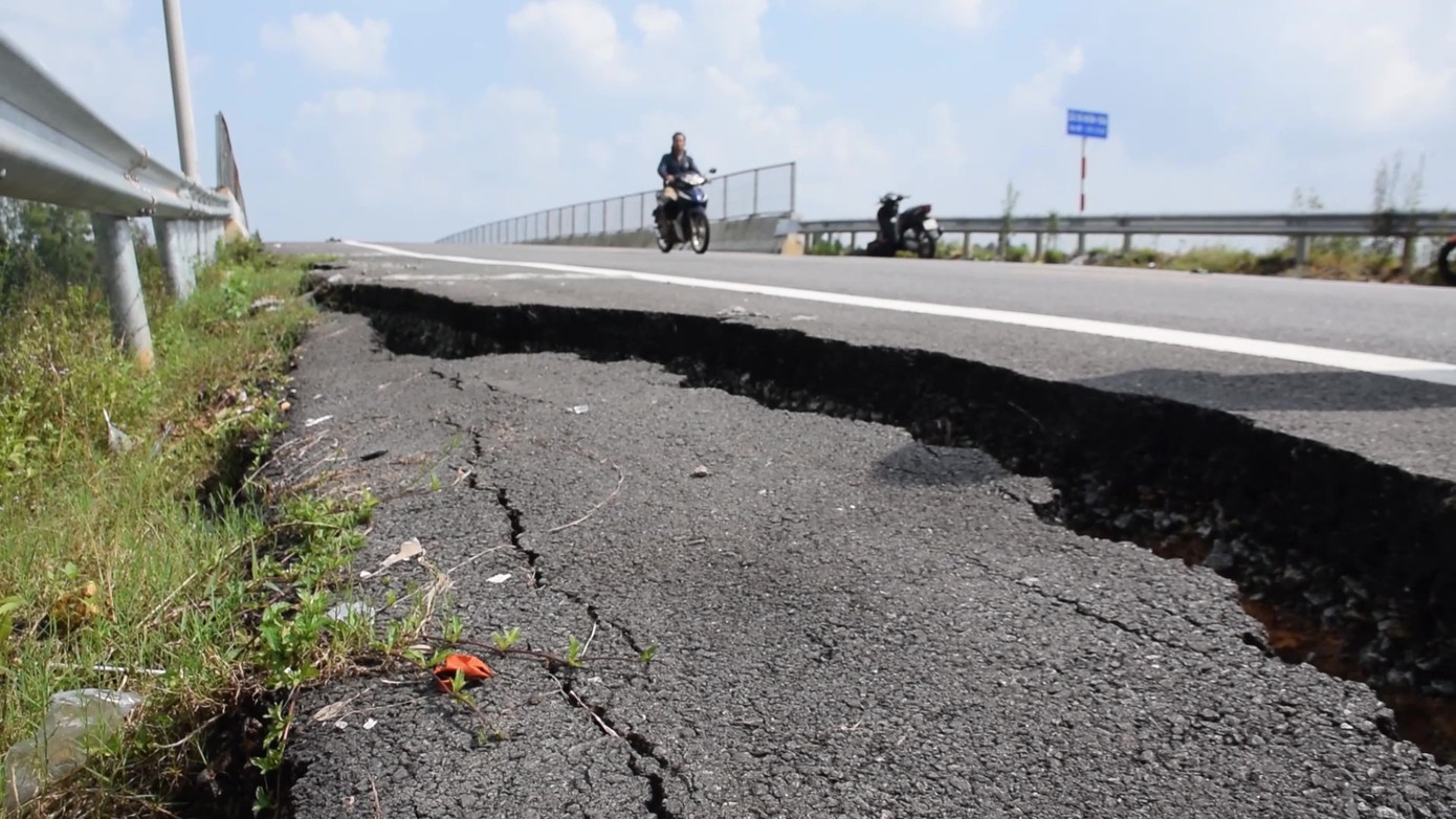 Bắt cựu Giám đốc BQL dự án đường cao tốc Đà Nẵng - Quảng Ngãi ảnh 2 Bắt cựu Giám đốc BQL dự án đường cao tốc Đà Nẵng - Quảng Ngãi ảnh 2