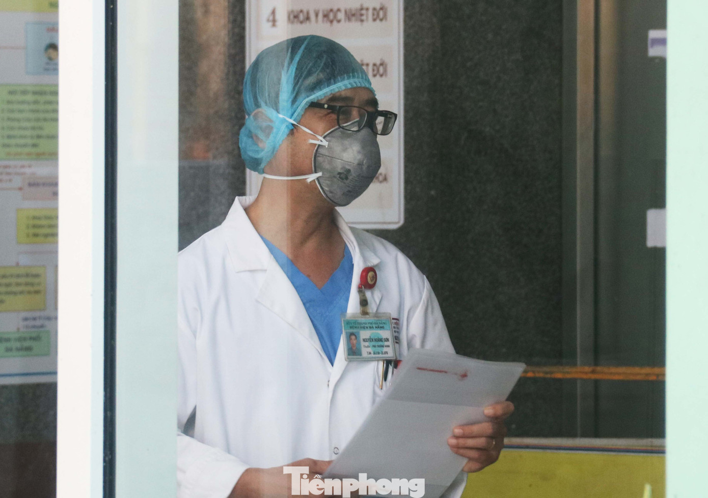 Xem tận mắt quy trình xuất viện đối với 3 ca mắc COVID-19 ở Đà Nẵng ảnh 3