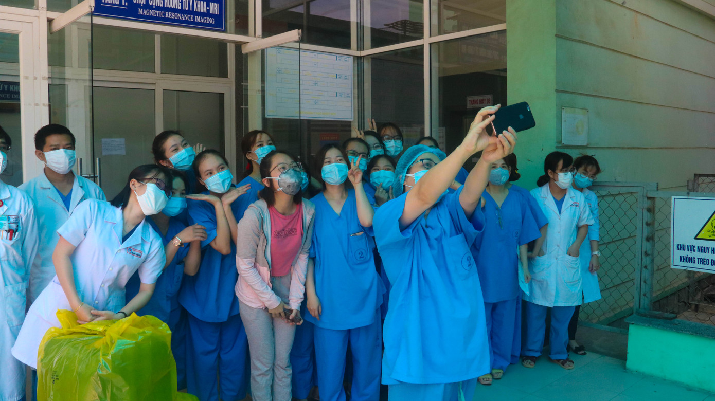 Đà Nẵng vui mừng sau khi 'chiến thắng' hết 6 ca bệnh COVID-19 ảnh 9