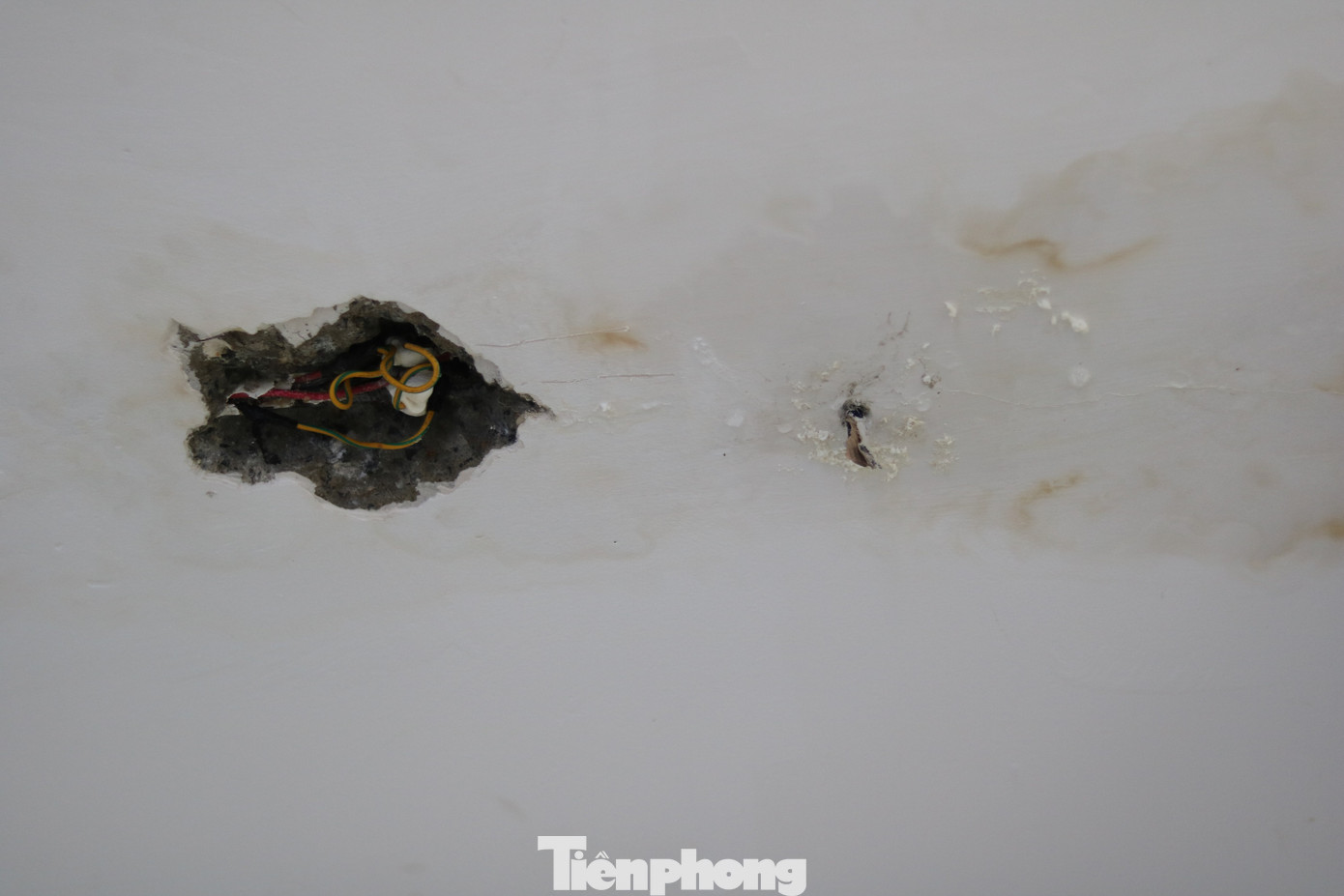 Chung cư dành cho công nhân vừa sử dụng đã xuống cấp ảnh 8