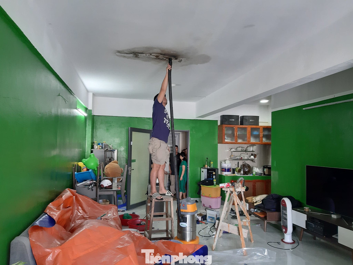 Chung cư dành cho công nhân vừa sử dụng đã xuống cấp ảnh 5