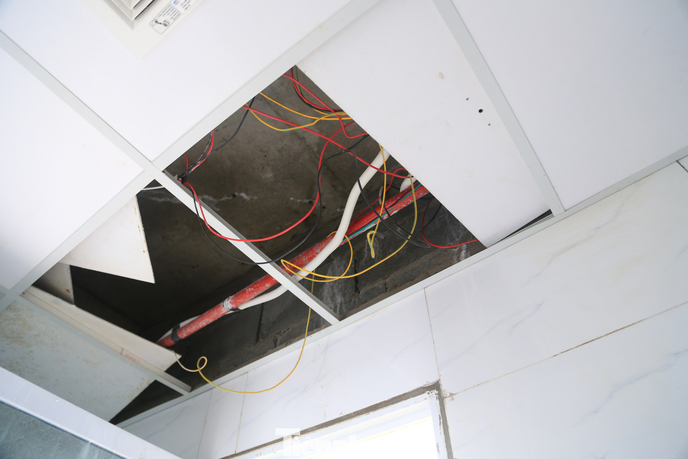 Chung cư dành cho công nhân vừa sử dụng đã xuống cấp ảnh 7