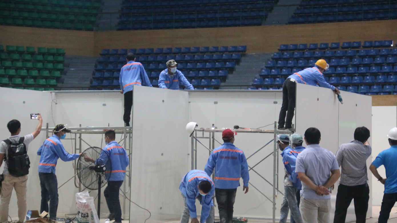 4 ngày ‘biến’ Cung thể thao rộng 94 nghìn m2 thành bệnh viện dã chiến ảnh 2