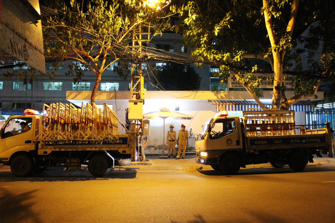 Đà Nẵng phong toả ba ổ dịch lớn ngăn COVID-19 lây lan ảnh 16