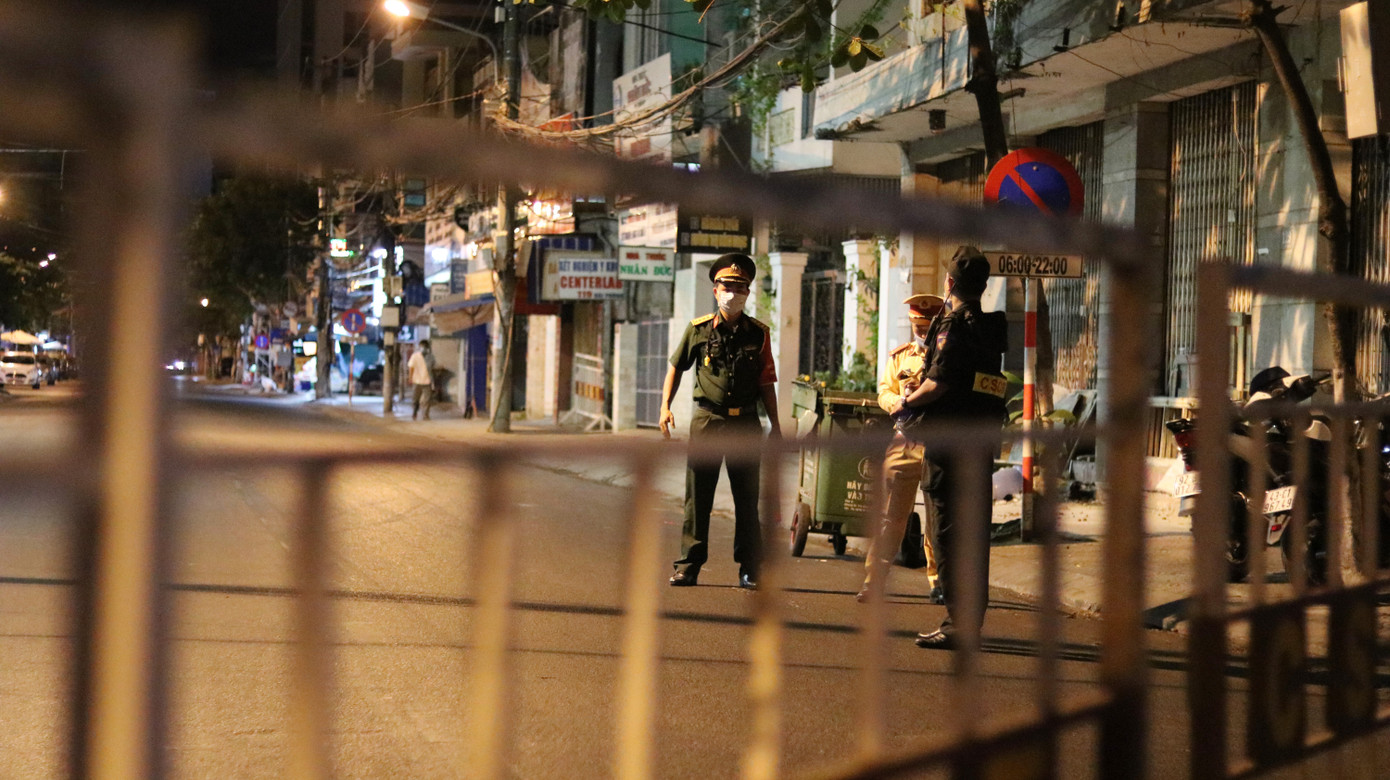 Đà Nẵng phong toả ba ổ dịch lớn ngăn COVID-19 lây lan ảnh 7