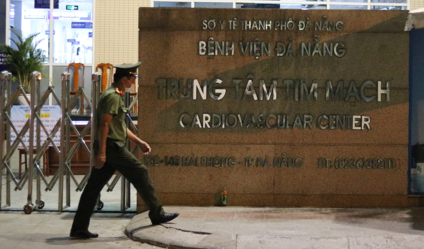 Đà Nẵng phong toả ba ổ dịch lớn ngăn COVID-19 lây lan ảnh 17