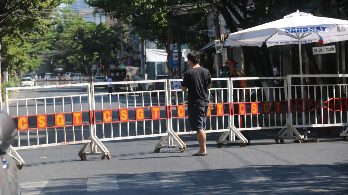 Cuộc sống bên trong khu vực bị phong tỏa ở Đà Nẵng ảnh 10