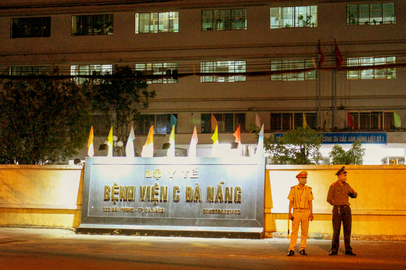 Đà Nẵng phong toả ba ổ dịch lớn ngăn COVID-19 lây lan ảnh 12