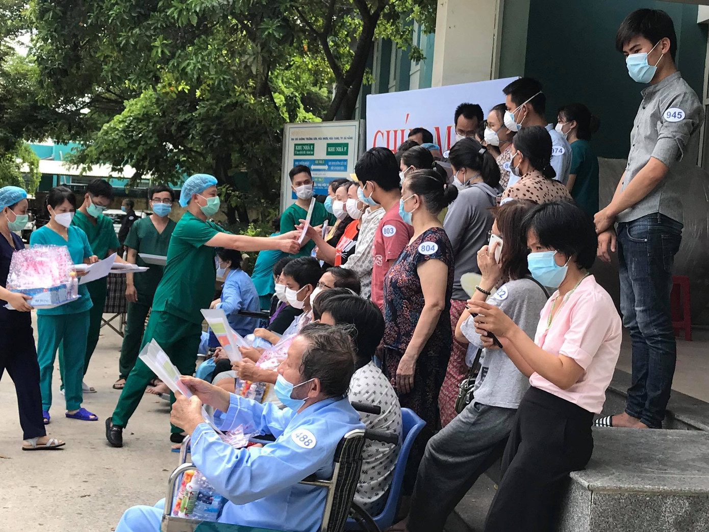 Bệnh nhân 2 tháng tuổi chiến thắng COVID-19 ảnh 2