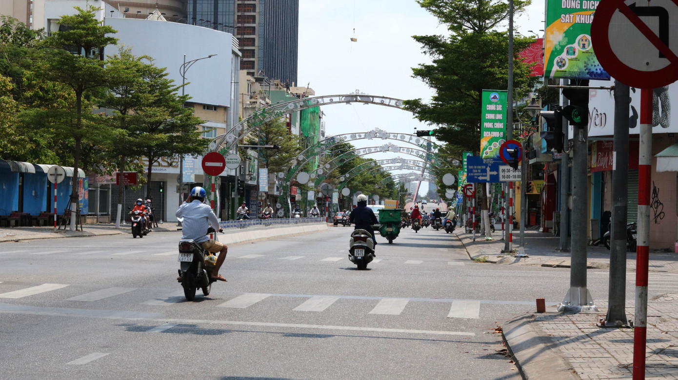 Đường phố Đà Nẵng ngày cuối tuần ra sao trong đợt giãn cách xã hội? ảnh 7