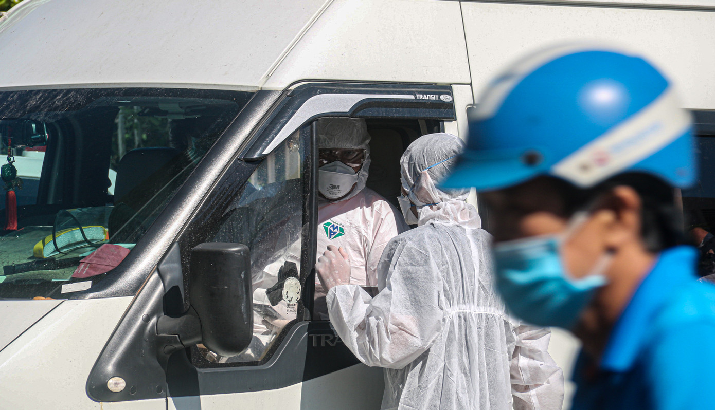 Dỡ phong toả, hàng trăm bệnh nhân Bệnh viện C Đà Nẵng được về nhà ảnh 12