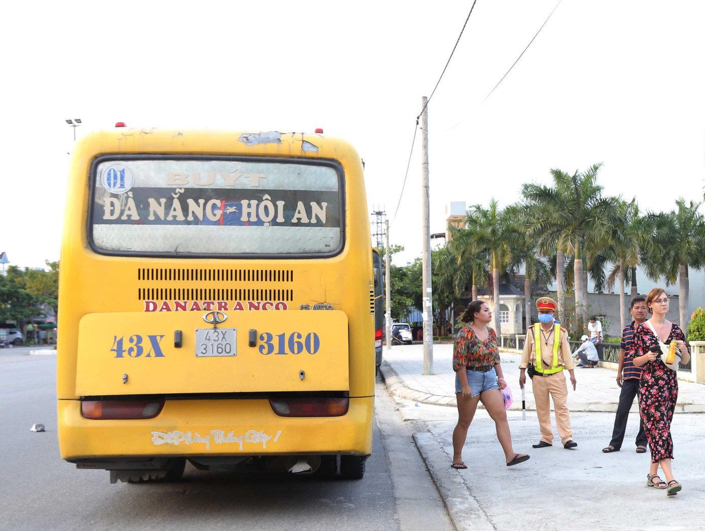 Đà Nẵng lập nhiều chốt kiểm soát người ra vào thành phố ảnh 3