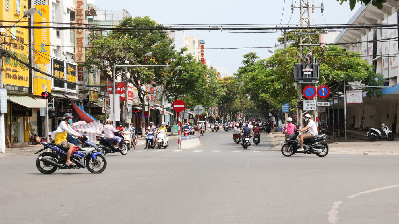 Đường phố Đà Nẵng ngày cuối tuần ra sao trong đợt giãn cách xã hội? ảnh 11