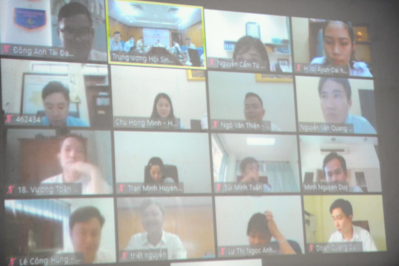  Xuất hiện nhiều mô hình sáng tạo trong dịch COVID-19 ảnh 1