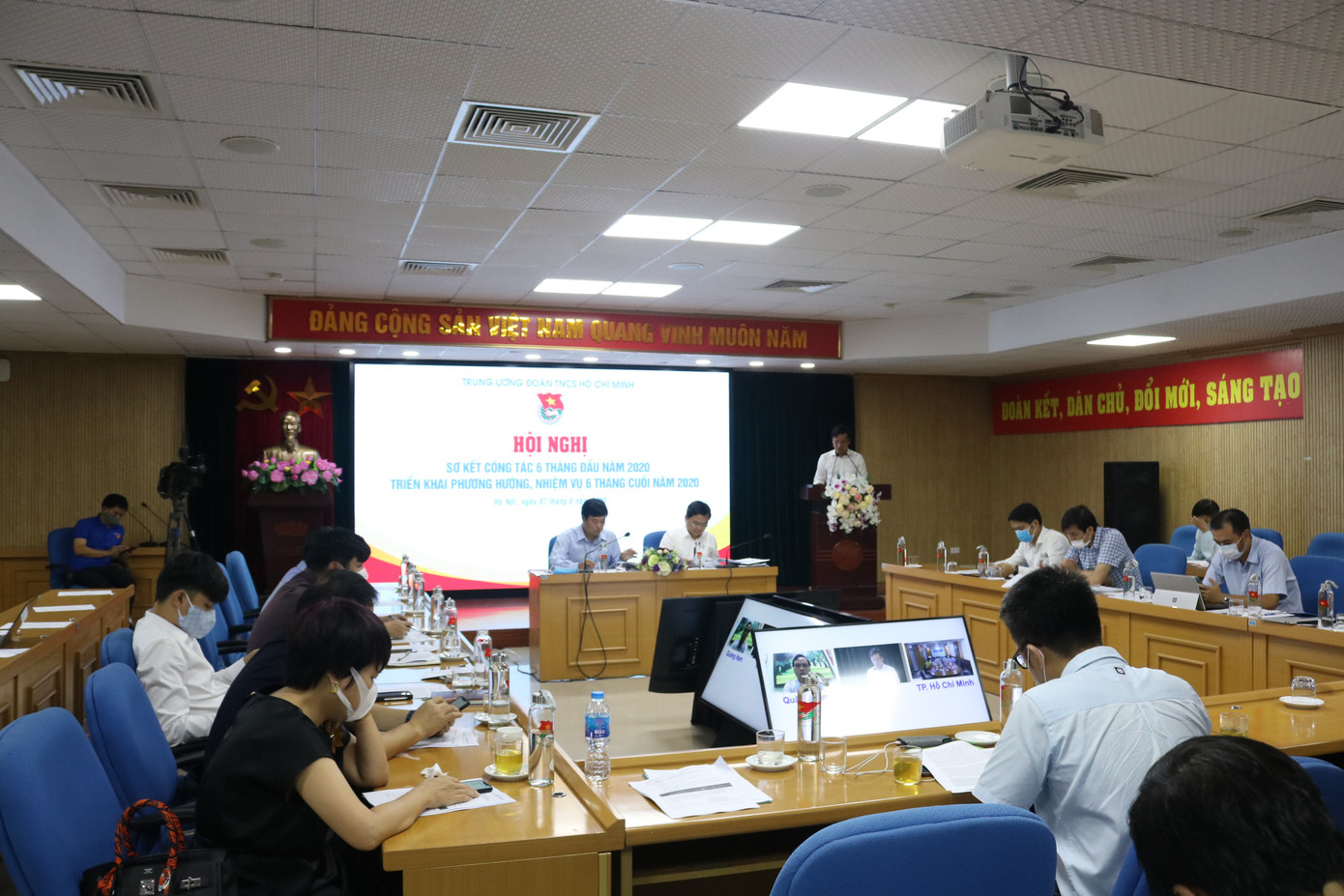 Giữ được trận địa 'đâu khó có thanh niên' trong phòng chống dịch, bệnh ảnh 1