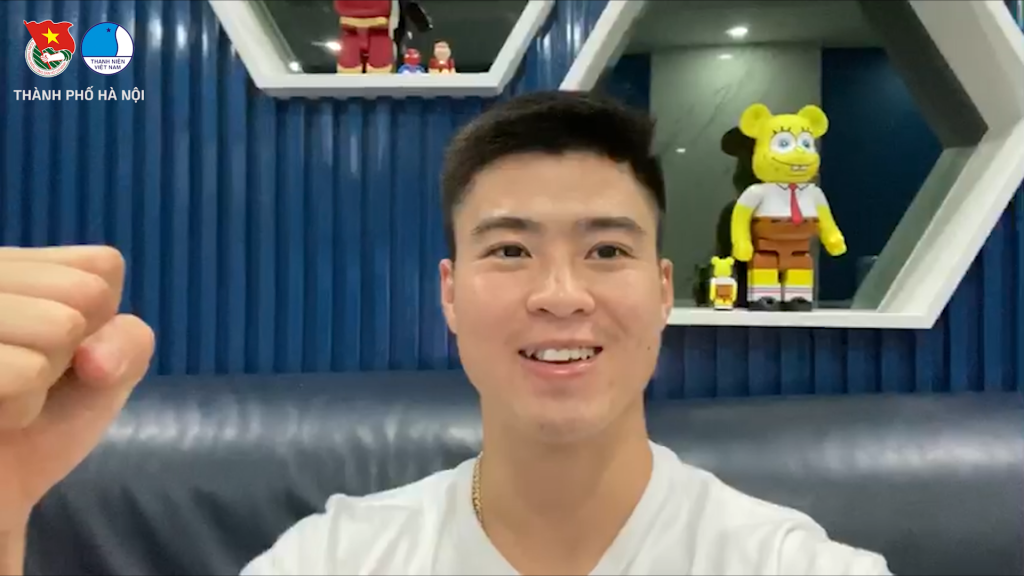 Á hậu Huyền My, cầu thủ Đình Trọng, Duy Mạnh kêu gọi cài đặt ứng dụng Bluezone ảnh 2