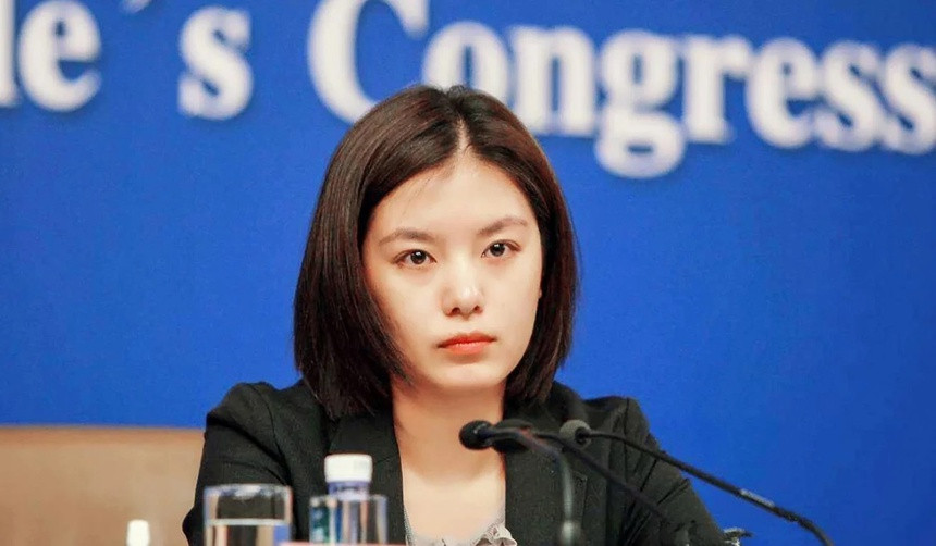 Nữ phiên dịch Trung Quốc tại hội đàm Trung - Mỹ 'nổi tiếng chỉ sau một đêm' ảnh 1