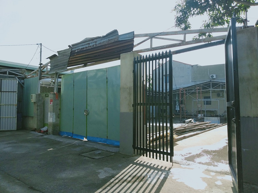 Phó Chủ tịch HĐNĐ quận Thủ Đức tháo dỡ 7 công trình vi phạm của gia đình ảnh 1