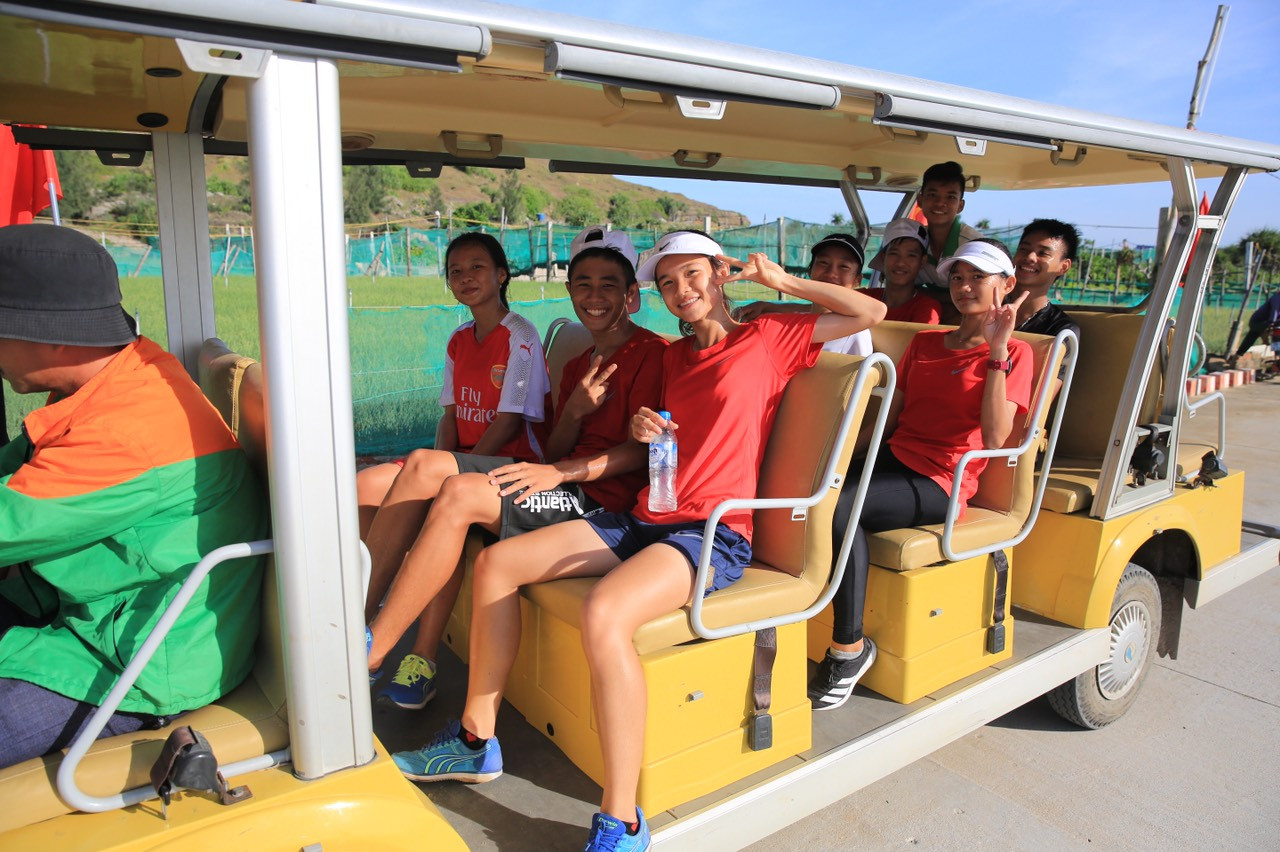 Tiền Phong Marathon 2020: Bóng hồng tươi tắn trên đường chạy Lý Sơn ảnh 10