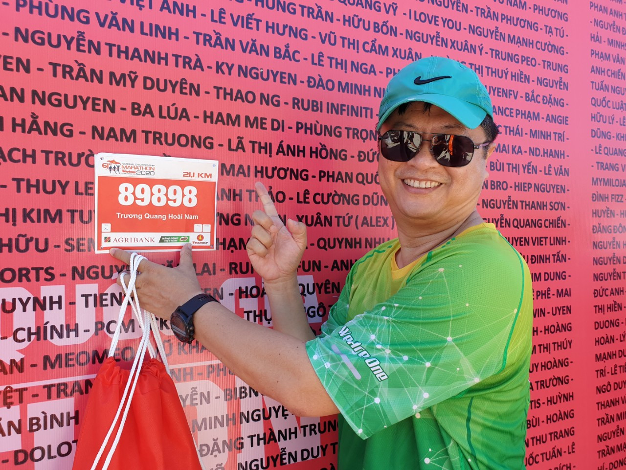 Runner hào hứng nhận BIB, sẵn sàng tranh tài tại Tiền Phong Marathon ảnh 5