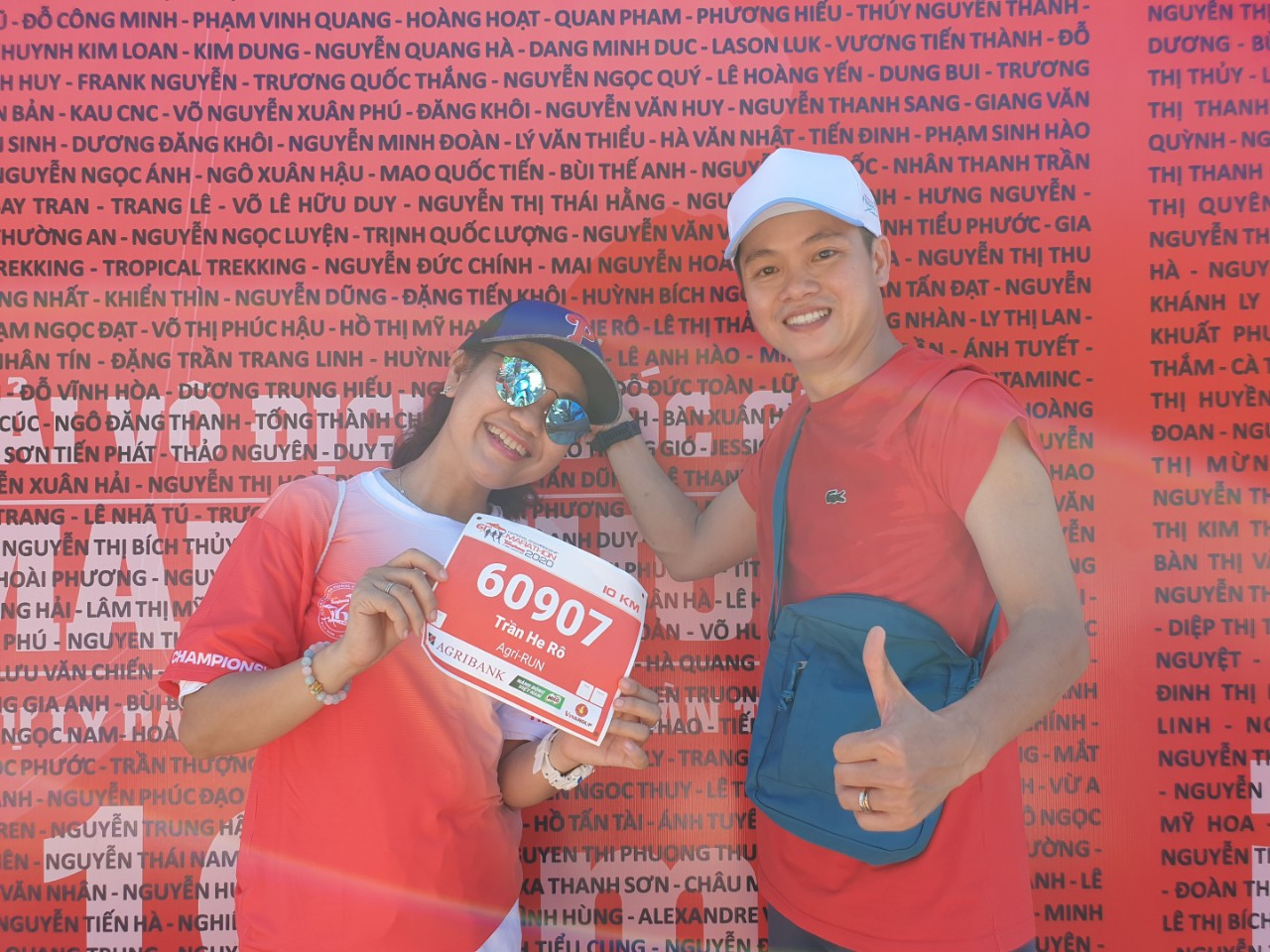 Runner hào hứng nhận BIB, sẵn sàng tranh tài tại Tiền Phong Marathon ảnh 11