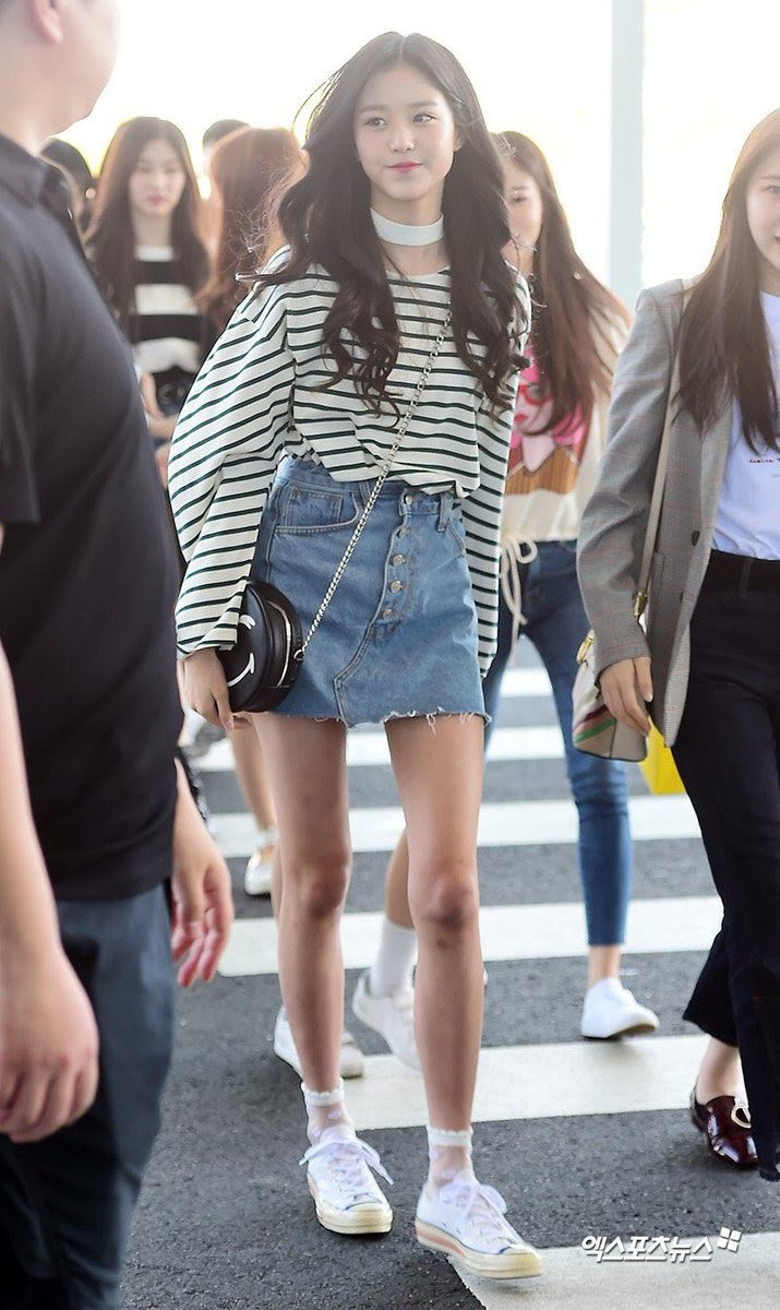 Nữ idol sở hữu ‘đôi chân dài nhất K-pop’ có phải Lisa (Black Pink)? ảnh 11