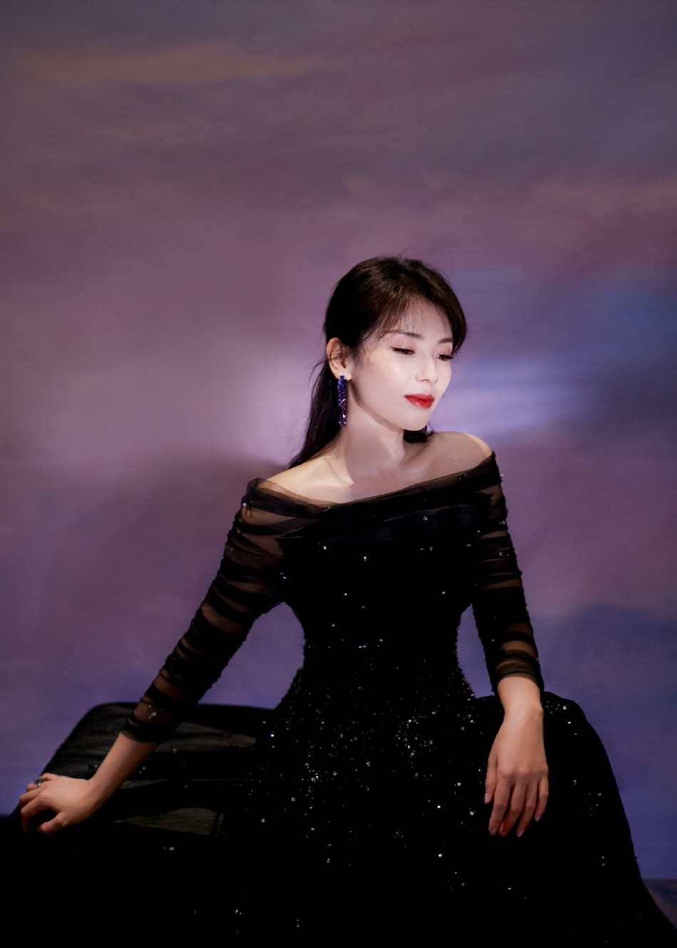 ‘Bóc trần’ nhan sắc thật của loạt mỹ nhân Hoa ngữ tại lễ bế mạc Kim Ưng 2020 ảnh 11