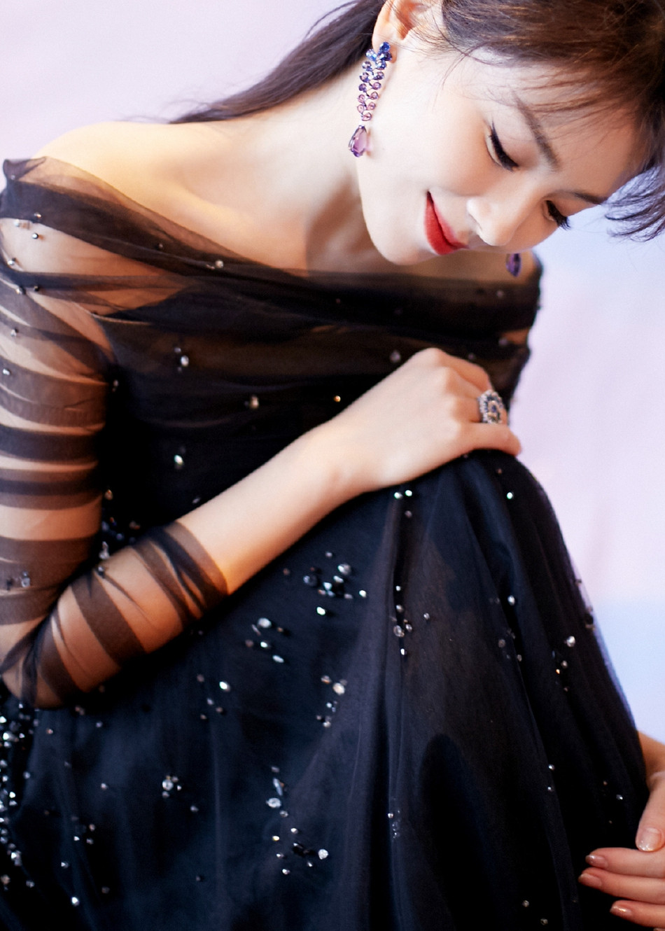 ‘Bóc trần’ nhan sắc thật của loạt mỹ nhân Hoa ngữ tại lễ bế mạc Kim Ưng 2020 ảnh 10