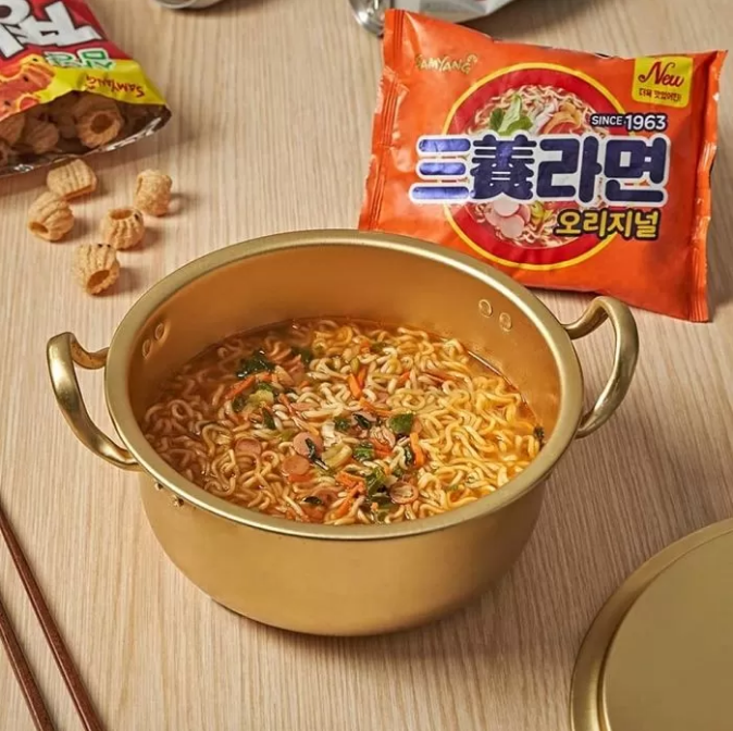 Cựu Tổng thống Hàn Quốc là ‘cha đẻ’ của món mì cay nổi tiếng ảnh 3