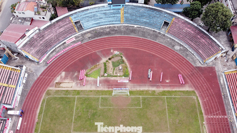 Công an Hải Phòng cảnh báo sân Lạch Tray không đủ tiêu chuẩn thi đấu ảnh 6