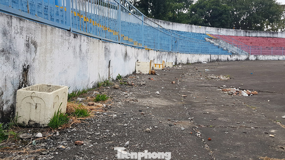 Công an Hải Phòng cảnh báo sân Lạch Tray không đủ tiêu chuẩn thi đấu ảnh 8