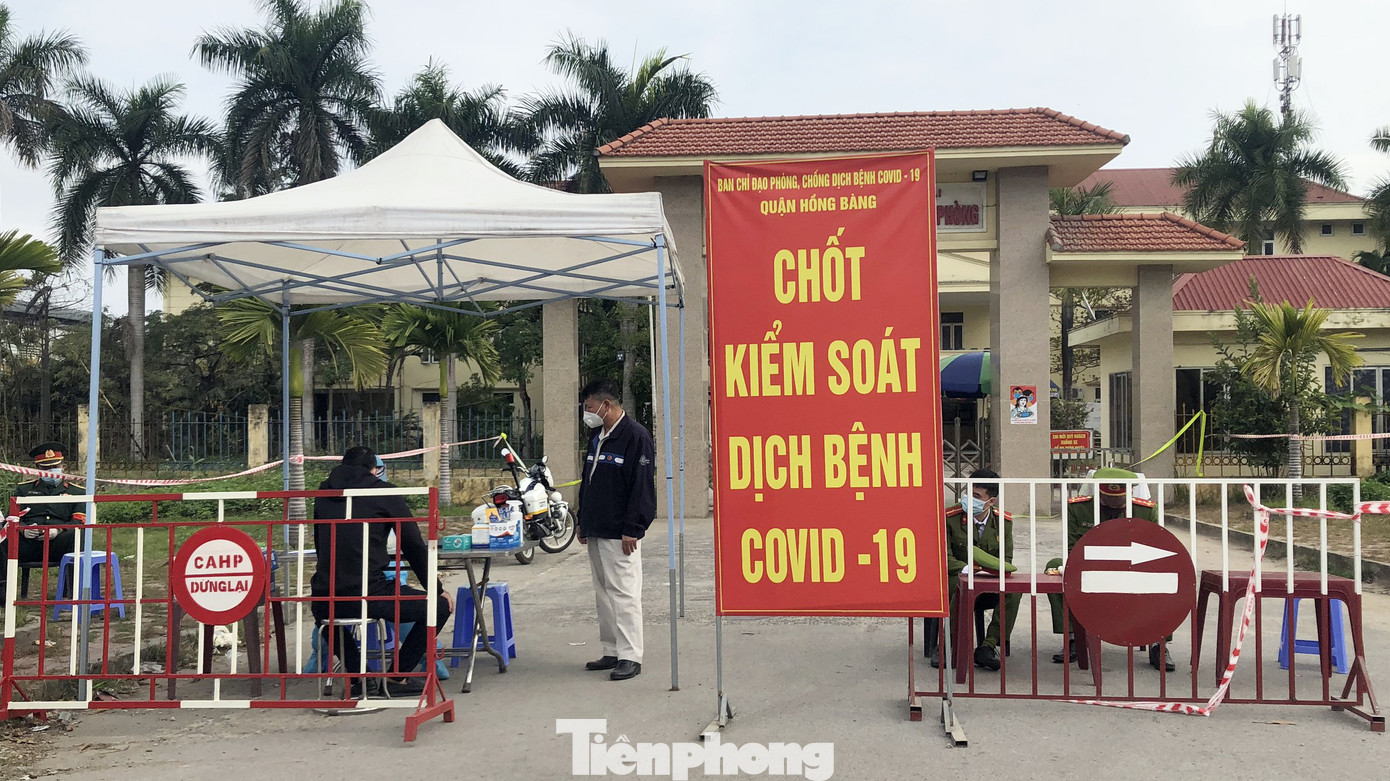 Phong tỏa nơi ở của 3 ca dương tính SARS-CoV-2 ở Hải Phòng ảnh 2