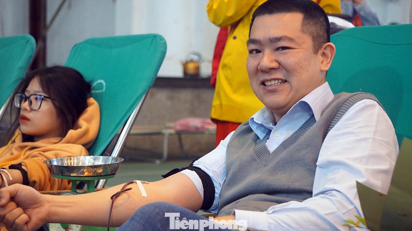 Đông đảo bạn trẻ tham gia hiến máu cứu người tại Đại học Hải Phòng ảnh 8