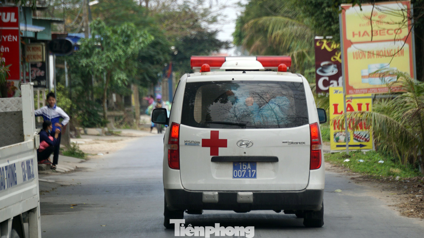 Cận cảnh các chốt phong tỏa ở Hải Phòng sau ca dương tính SARS-CoV-2 ảnh 9