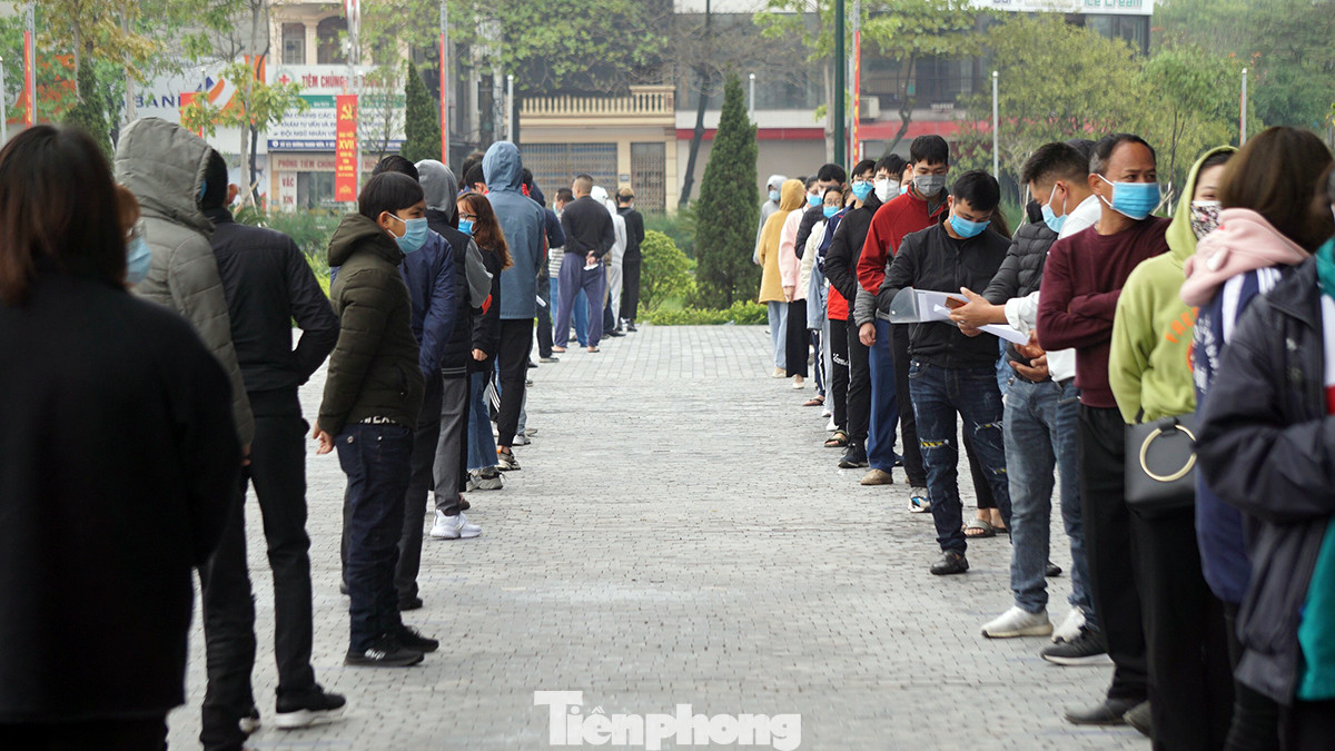 Hải Dương xét nghiệm cho hàng nghìn sinh viên chuẩn bị trở lại trường học ảnh 12