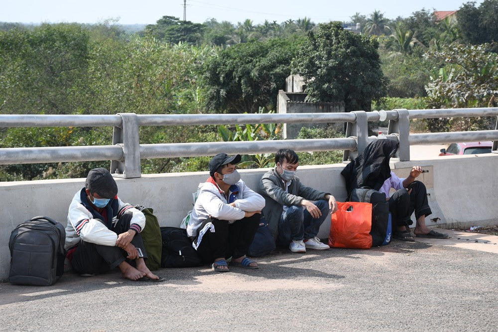 Hai tài xế chở 5 khách trốn chốt phòng dịch COVID-19 ở Hải Phòng ảnh 1