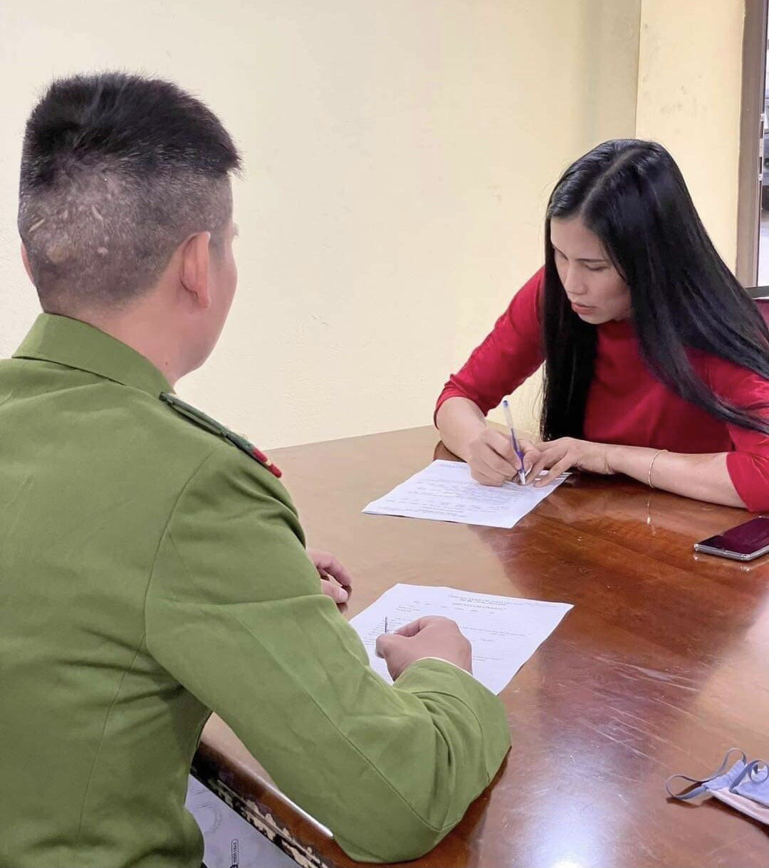 Nữ giám đốc ở Hải Phòng 'sốc' vì bị gán nợ, khủng bố đòi tiền qua mạng ảnh 2