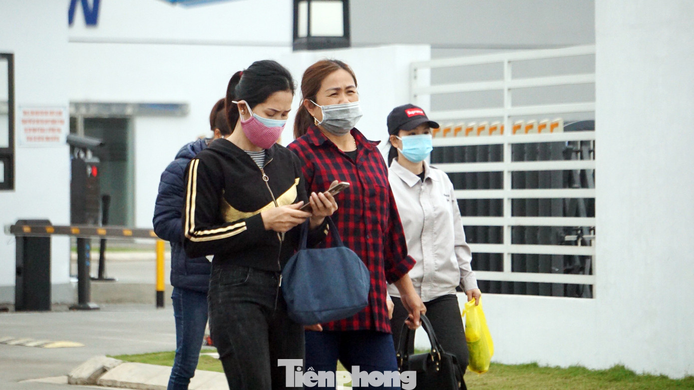 Phớt lờ lệnh cấm, công ty ở Chí Linh cho công nhân đi làm ảnh 8