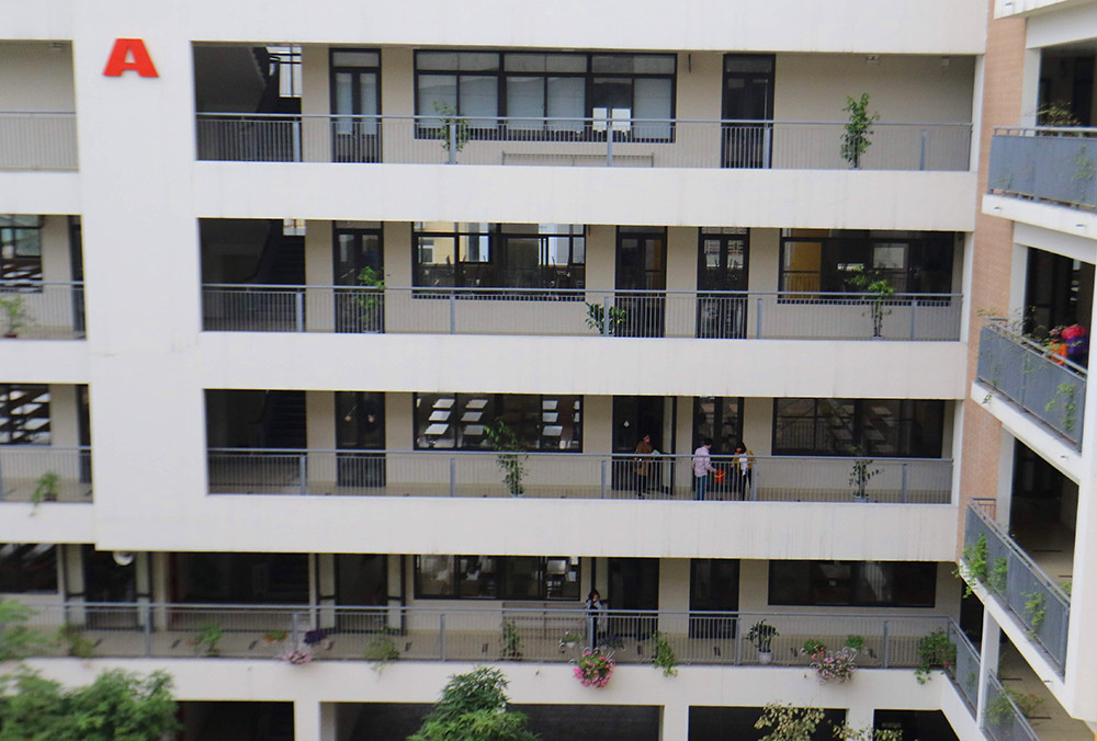 Hà Nội, Đà Nẵng: Vệ sinh, khử khuẩn trường học sẵn sàng đón học sinh trở lại trường ảnh 13