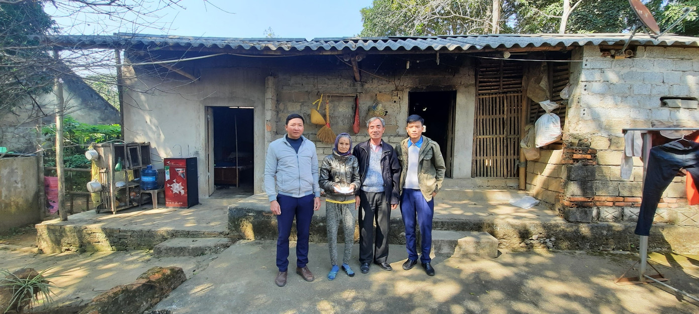 Nhiều bạn đọc hỗ trợ cháu bé 3 lần tưởng chết ảnh 2