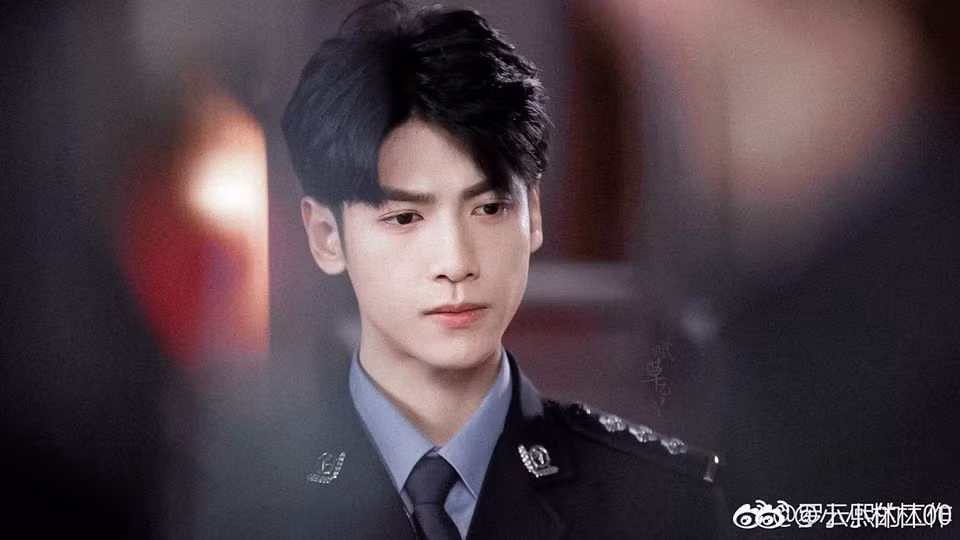 “Nguyệt Thượng Trọng Hỏa” chưa hết nhưng cứ hóng dần 5 phim này của La Vân Hi nào! ảnh 5