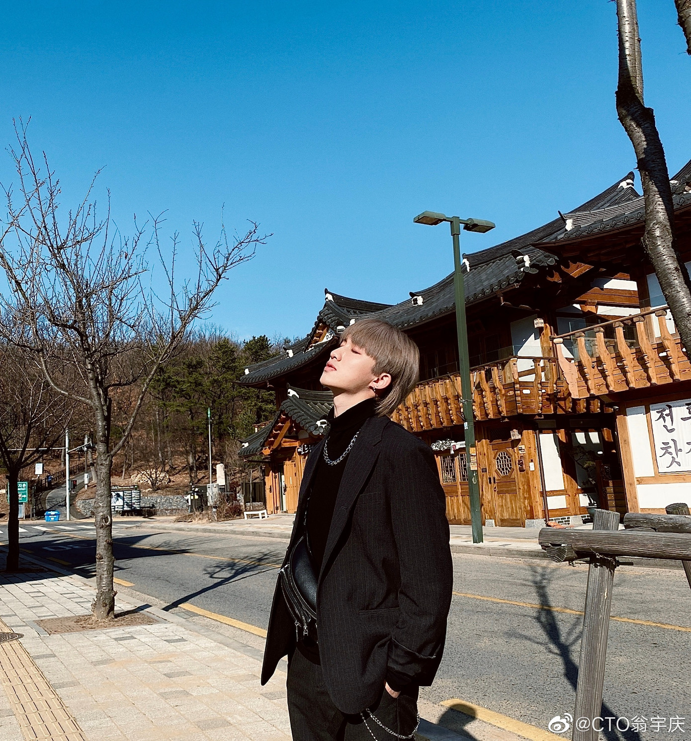 Soi nhan sắc đời thường chàng thực tập sinh được xem là “bản sao” Lee Kwang Soo ảnh 10