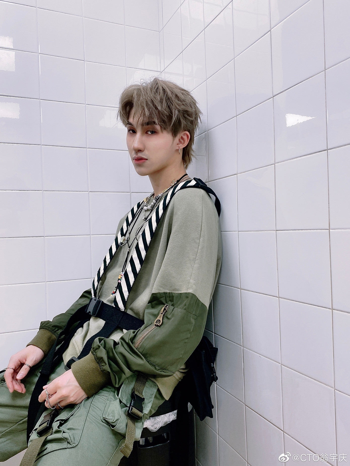 Soi nhan sắc đời thường chàng thực tập sinh được xem là “bản sao” Lee Kwang Soo ảnh 5