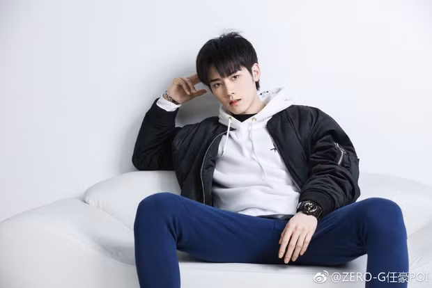 Sóng gió vẫn chưa chịu buông R1SE, thành viên Triệu Nhượng bị tố "bắt cá hai tay" ảnh 4